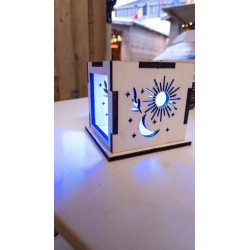 Kit Soleil Lune - lampe cube en bois à monter - dessin Soleil et Lune