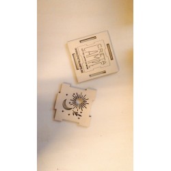 Kit Soleil Lune - lampe cube en bois à monter - dessin Soleil et Lune