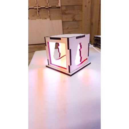 Kit Chat - lampe cube en bois à monter - dessin Chat