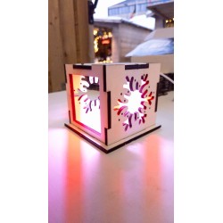 Kit Flocon - lampe cube en bois à monter - dessin flocon